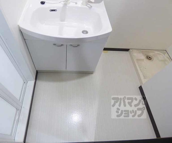 【Ｄｅａｒ　Ｃｏｕｒｔ四条烏丸】間取