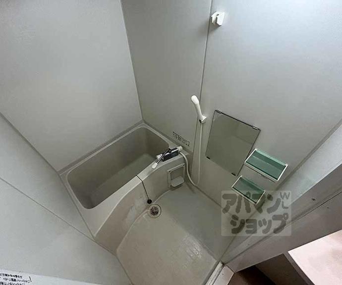 【Ｄｅａｒ　Ｃｏｕｒｔ四条烏丸】間取