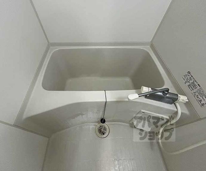 【Ｄｅａｒ　Ｃｏｕｒｔ四条烏丸】間取