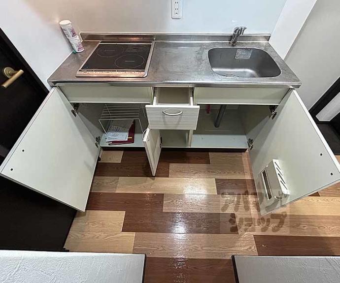 【Ｄｅａｒ　Ｃｏｕｒｔ四条烏丸】間取