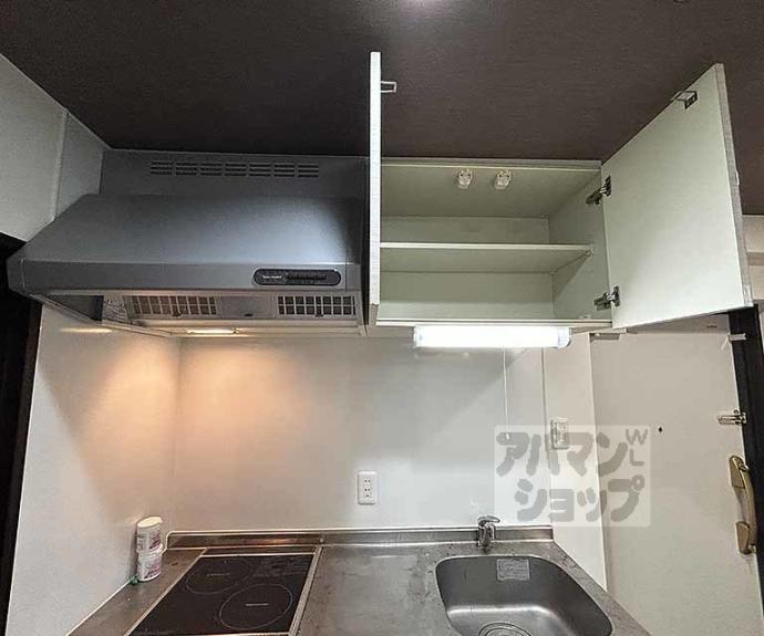 【Ｄｅａｒ　Ｃｏｕｒｔ四条烏丸】間取