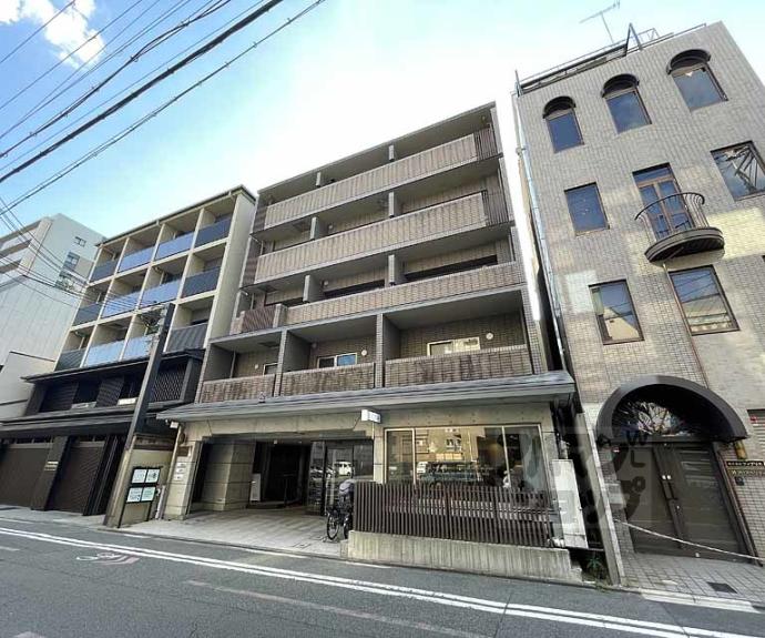 【ランブラス室町六角】間取