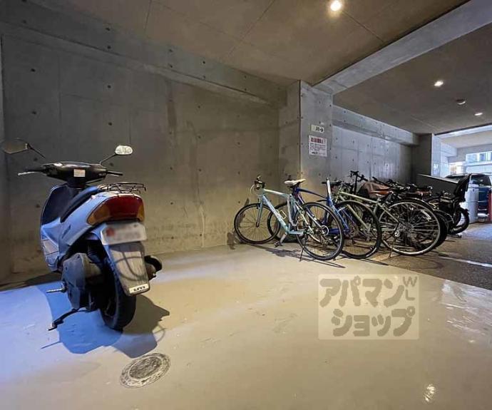 【ランブラス室町六角】間取