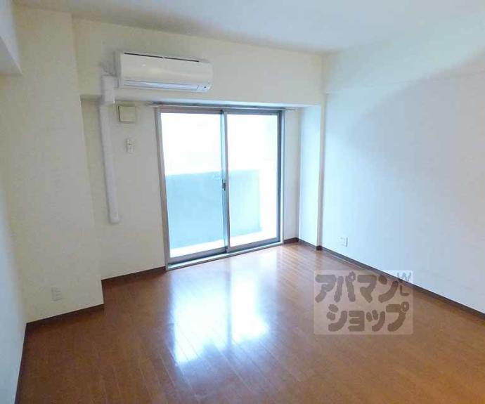 【ランブラス室町六角】間取