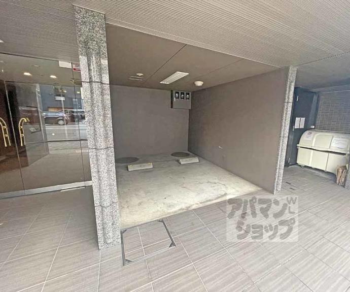 【リソシエローヴ四条】間取