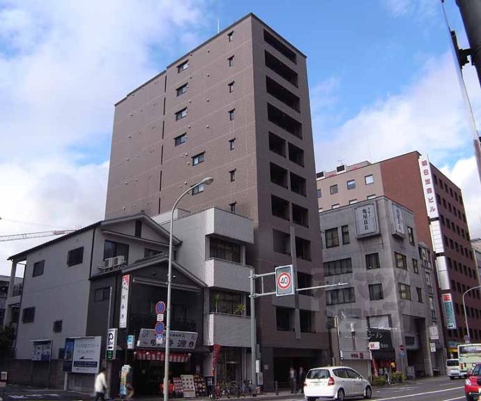 【リソシエローヴ四条】間取