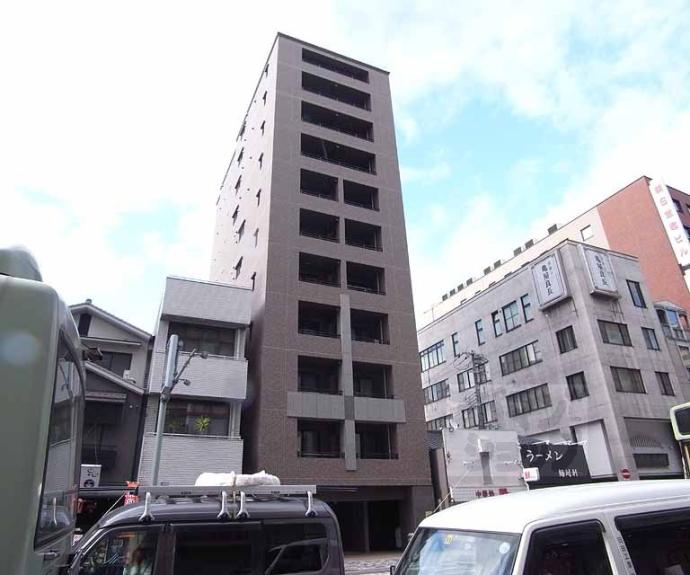 【リソシエローヴ四条】間取