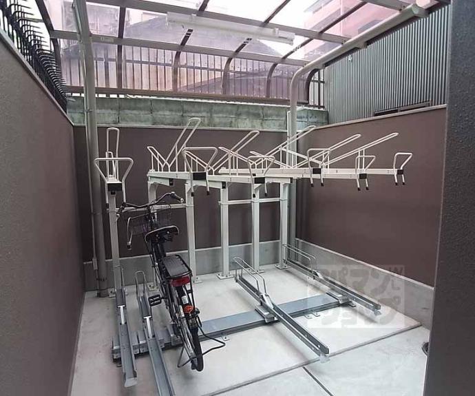 【リソシエローヴ四条】間取