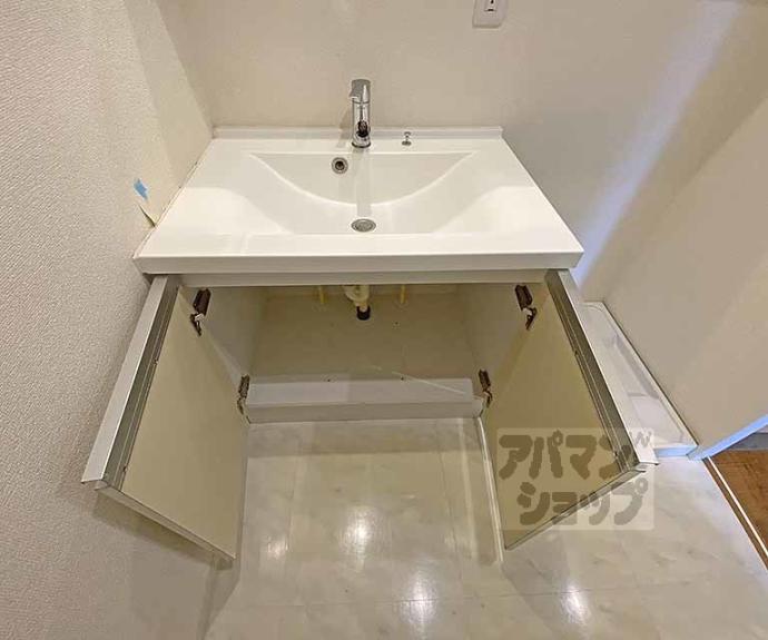 【プラネシア東山三条】間取