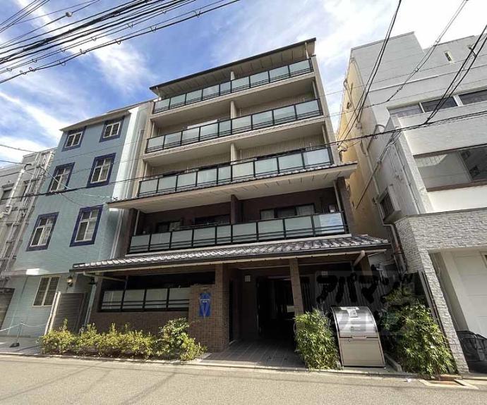 【イスターナ今井鴨川西】間取