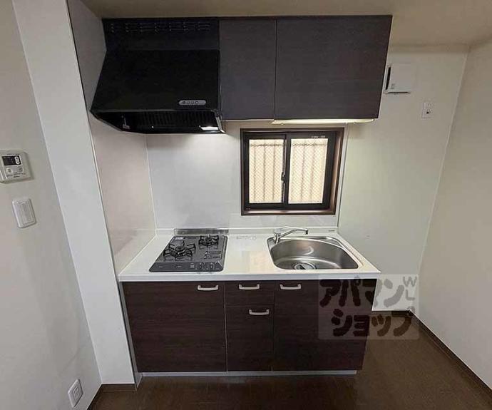 【イスターナ今井鴨川西】間取