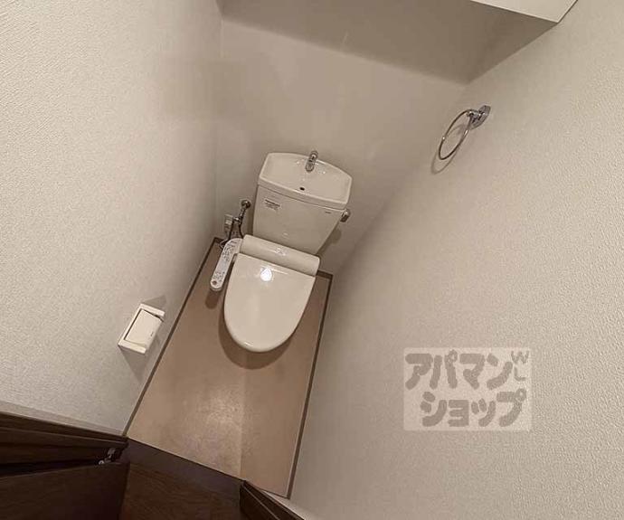 【イスターナ今井鴨川西】間取