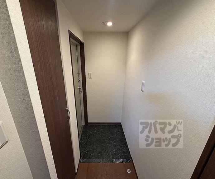 【イスターナ今井鴨川西】間取