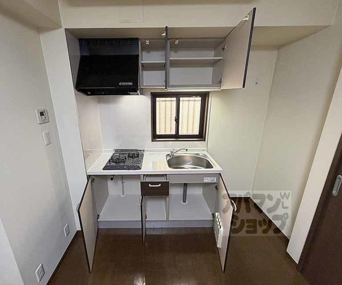 【イスターナ今井鴨川西】間取