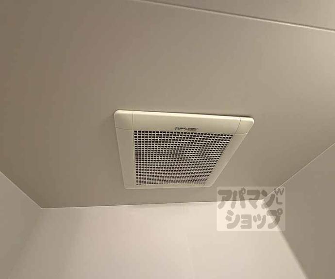 【イスターナ今井鴨川西】間取