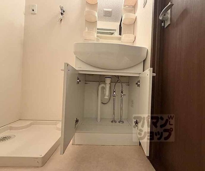 【イスターナ今井鴨川西】間取