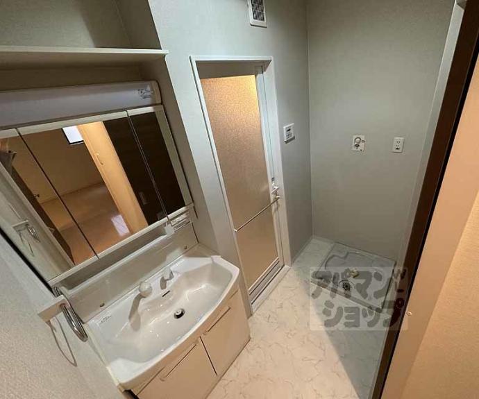 【ウェルカーブ二条】間取