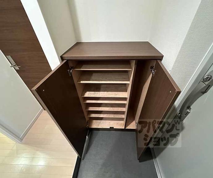 【ウェルカーブ二条】間取