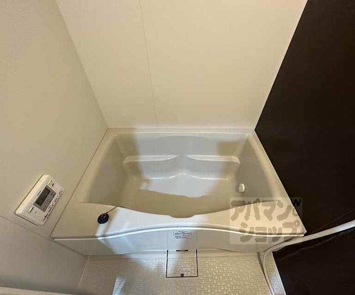 【ウェルカーブ二条】間取