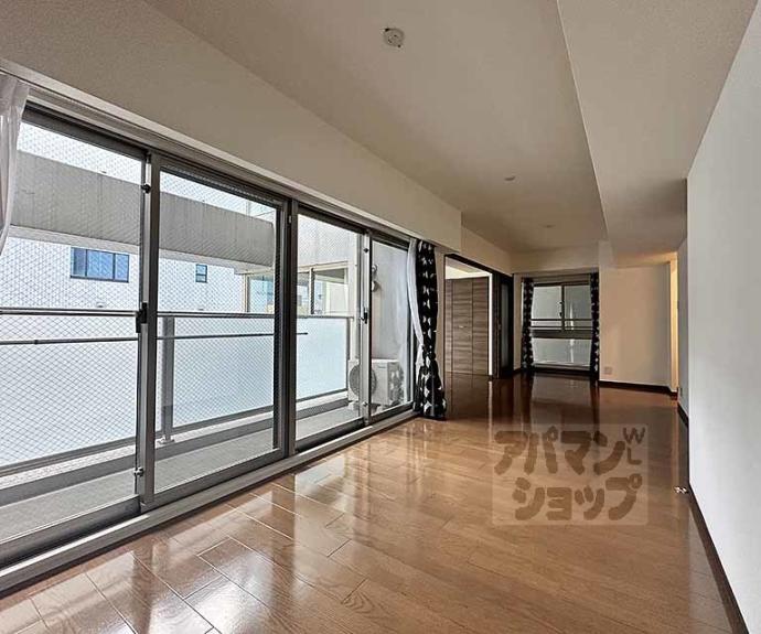 【エスリード烏丸御池】間取