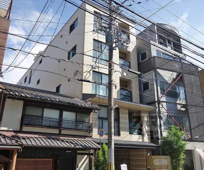 【ＬＵＸＥＳＴＡＧＥ御所南】間取