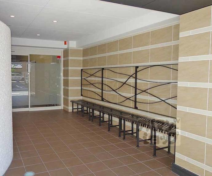 【ＬＵＸＥＳＴＡＧＥ御所南】間取