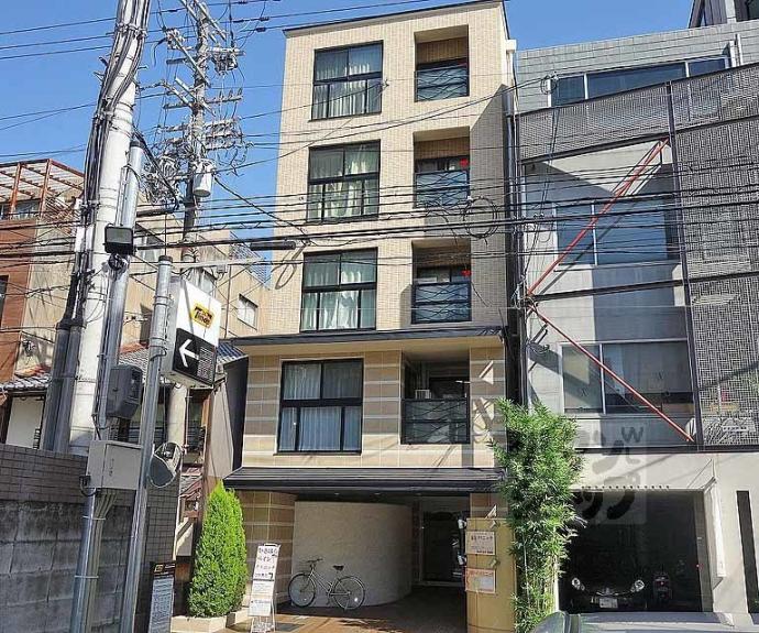 【ＬＵＸＥＳＴＡＧＥ御所南】間取