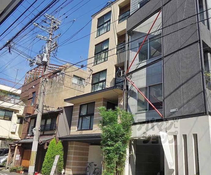 【ＬＵＸＥＳＴＡＧＥ御所南】間取