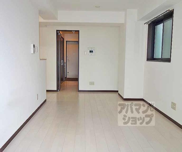 【ＬＵＸＥＳＴＡＧＥ御所南】間取