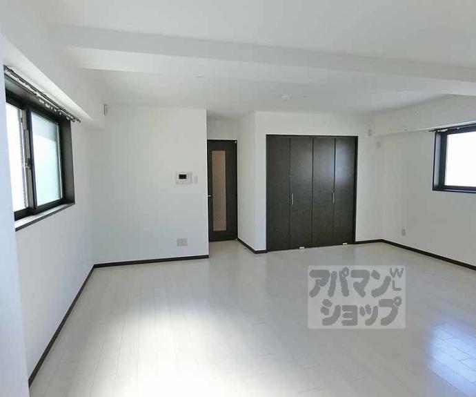 【ＬＵＸＥＳＴＡＧＥ御所南】間取