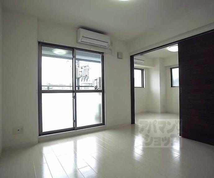 【サンクチュアリ二条城】間取