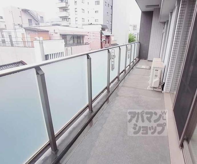 【Ｖｉｌｌｅ　Ｈｅｉａｎ四条烏丸】間取