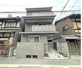 シャーメゾン舞鶴：間取図