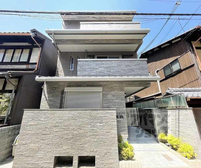 【シャーメゾン舞鶴】間取