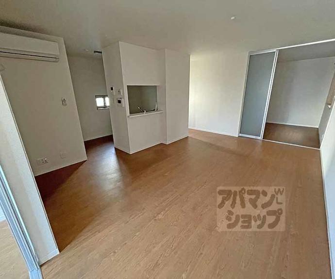 【シャーメゾン舞鶴】間取