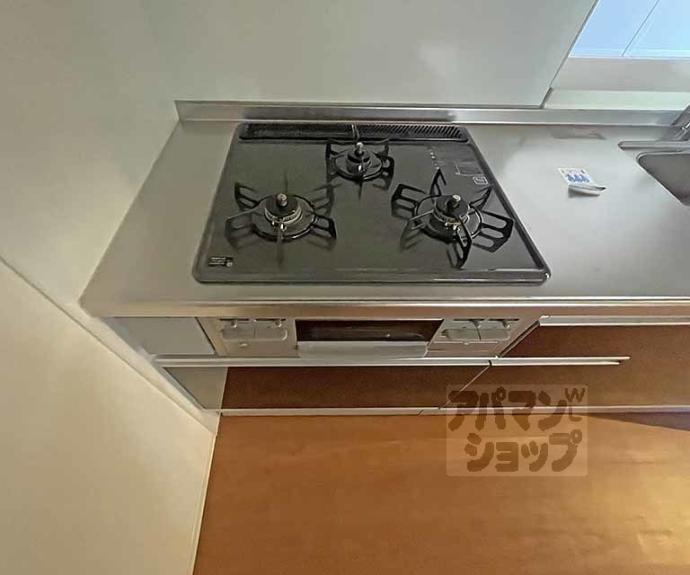 【シャーメゾン舞鶴】間取