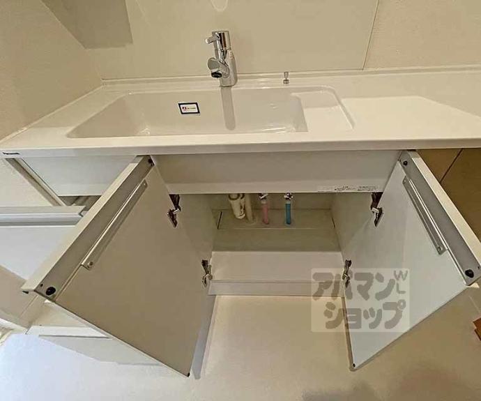 【シャーメゾン舞鶴】間取