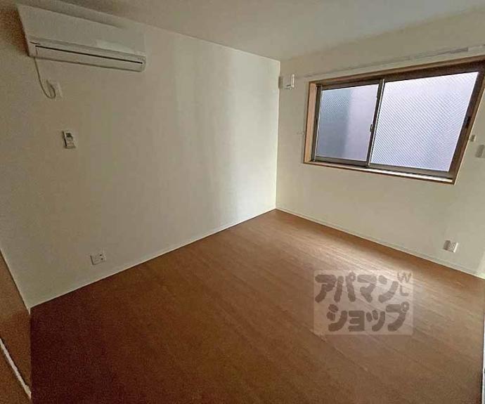 【シャーメゾン舞鶴】間取