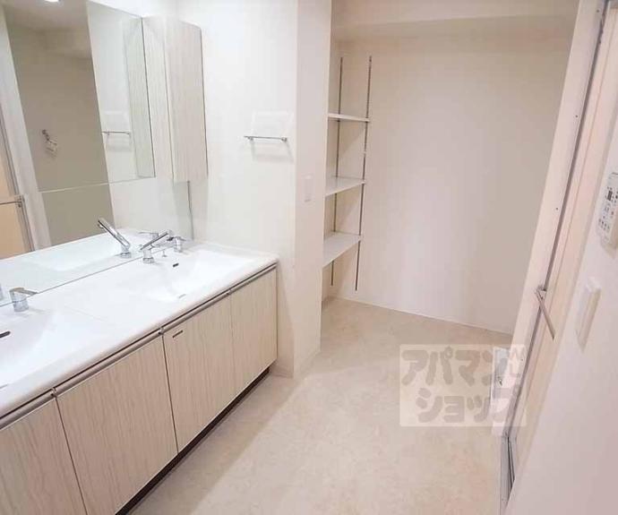 【グラン・アミール御池】間取