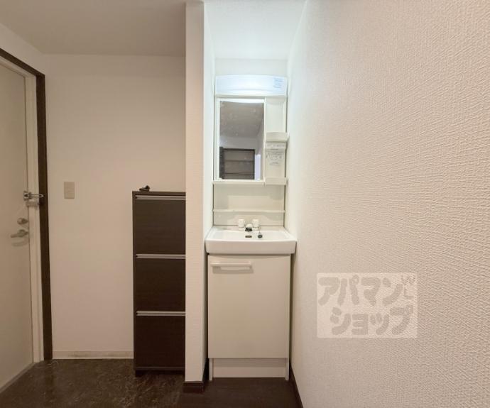 【アイカーサ富小路】間取