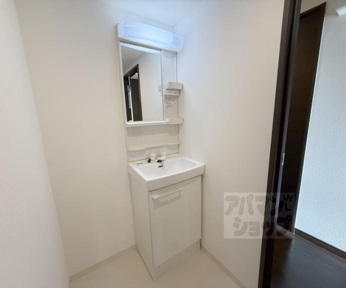 【アイカーサ富小路】間取