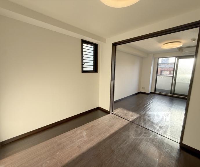 【アイカーサ富小路】間取