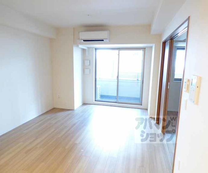 【リヴァーク四条烏丸】間取