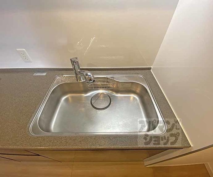 【リヴァーク四条烏丸】間取