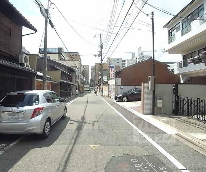 【キャソレット二條古城町】間取