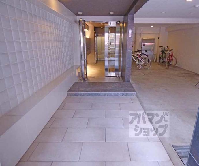 【パサージュ二条城東】間取