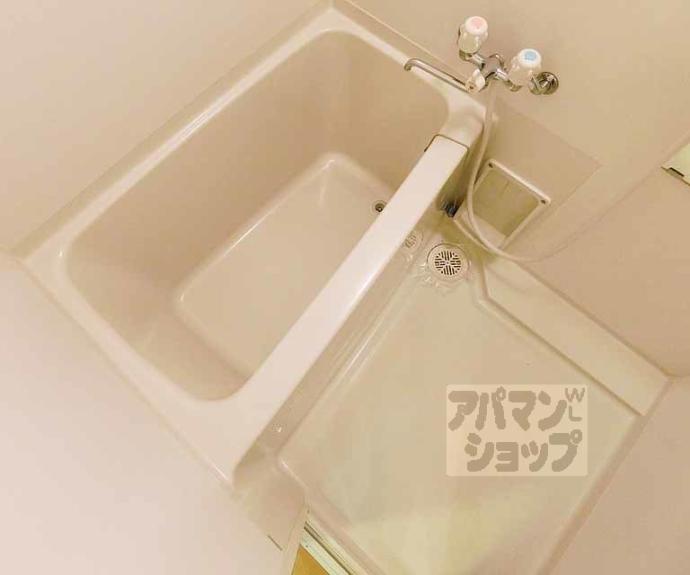 【パサージュ二条城東】間取