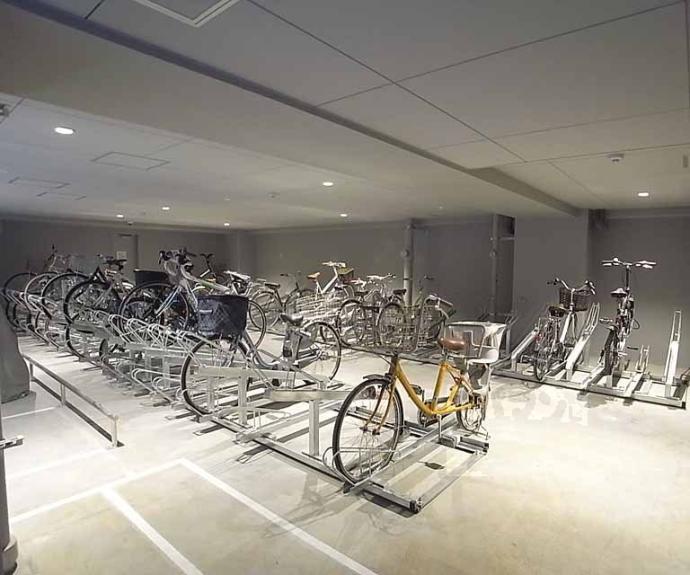 【プレミスト京都六角通堂之前町】