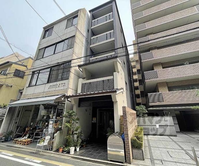 【ソレイユ御所南】間取