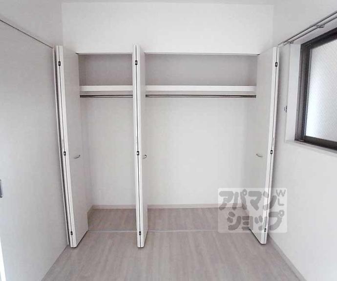 【ソレイユ御所南】間取